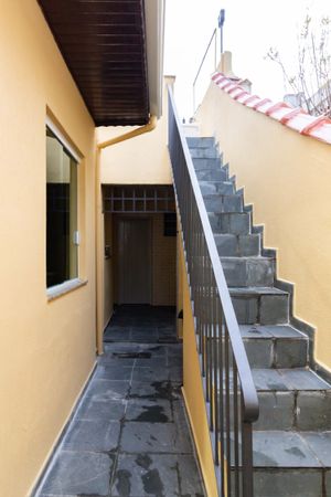Image 25 - 881456