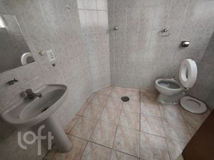 Image 8 - 881457