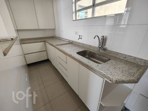 Image 15 - 881457