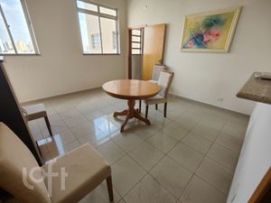 Image 14 - 881457