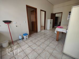 Image 2 - 881457
