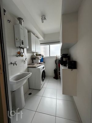 Image 13 - 881458