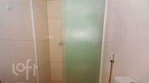 Image 13 - 881466