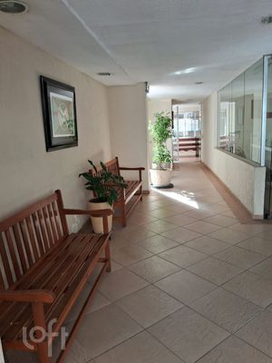 Image 19 - 881466