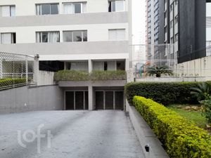 Image 20 - 881466