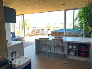 Image 9 - 881472