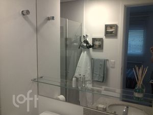 Image 4 - 881474