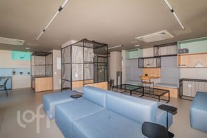 Image 33 - 881475