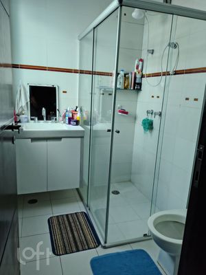 Image 19 - 881476