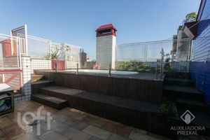 Image 31 - 881480
