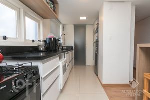 Image 14 - 881480
