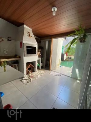 Image 11 - 881483