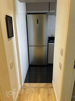 Image 14 - 881486