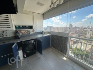 Image 12 - 881498