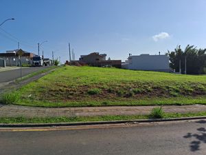Image 1 - 881502