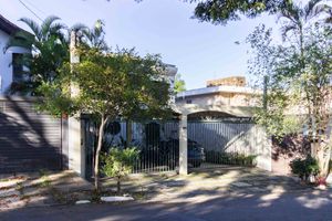 Image 73 - 881507