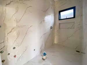 Image 13 - 881508