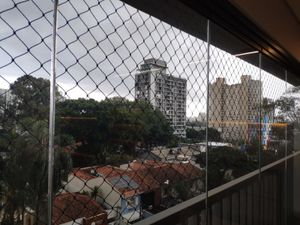 Image 6 - 881510