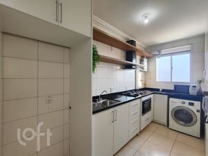 Image 4 - 881516