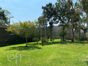 Image 4 - 881518