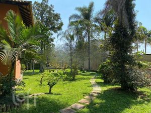 Image 25 - 881518
