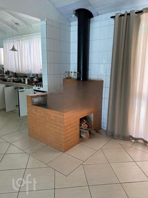 Image 6 - 881518