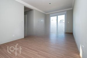 Image 19 - 881520