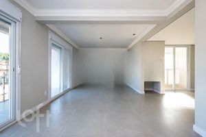 Image 3 - 881520