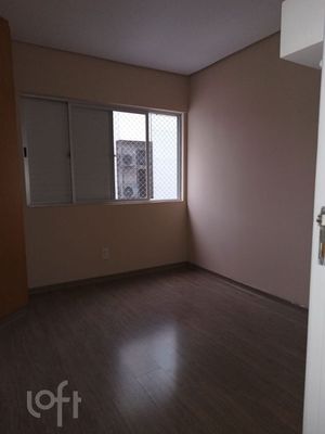 Image 12 - 881522