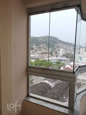 Image 22 - 881522
