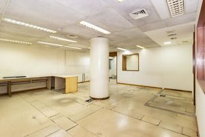 Image 13 - 881528