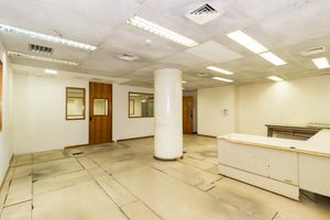 Image 14 - 881528