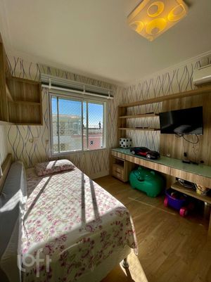 Image 15 - 881559