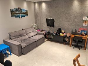 Image 0 - 881563