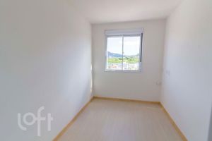 Image 3 - 881579