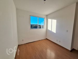 Image 11 - 881585
