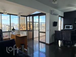 Image 7 - 881586
