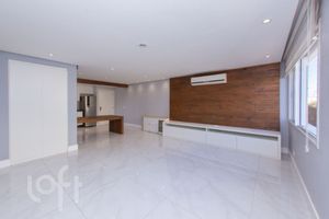 Image 9 - 881588