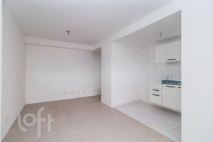 Image 2 - 881593