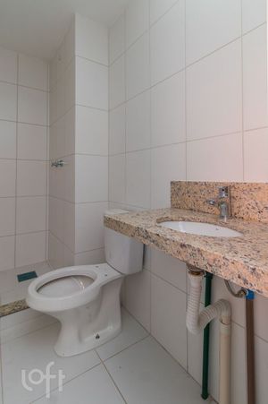 Image 9 - 881593