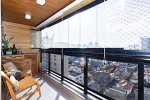 Image 4 - 881594