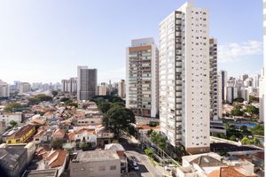 Image 25 - 881594