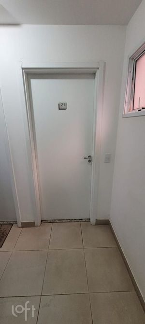 Image 7 - 881610
