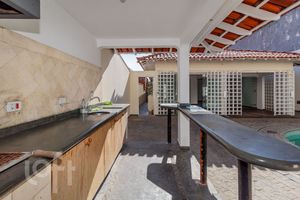 Image 61 - 881614