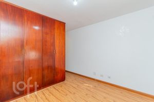 Image 41 - 881614