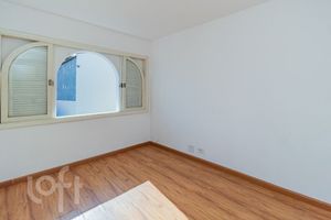 Image 88 - 881614