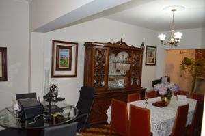 Image 6 - 881620