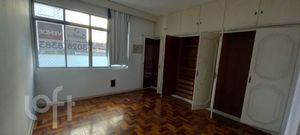 Image 7 - 881621