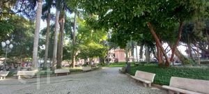 Image 15 - 881621