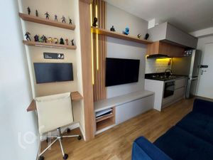Image 1 - 881626